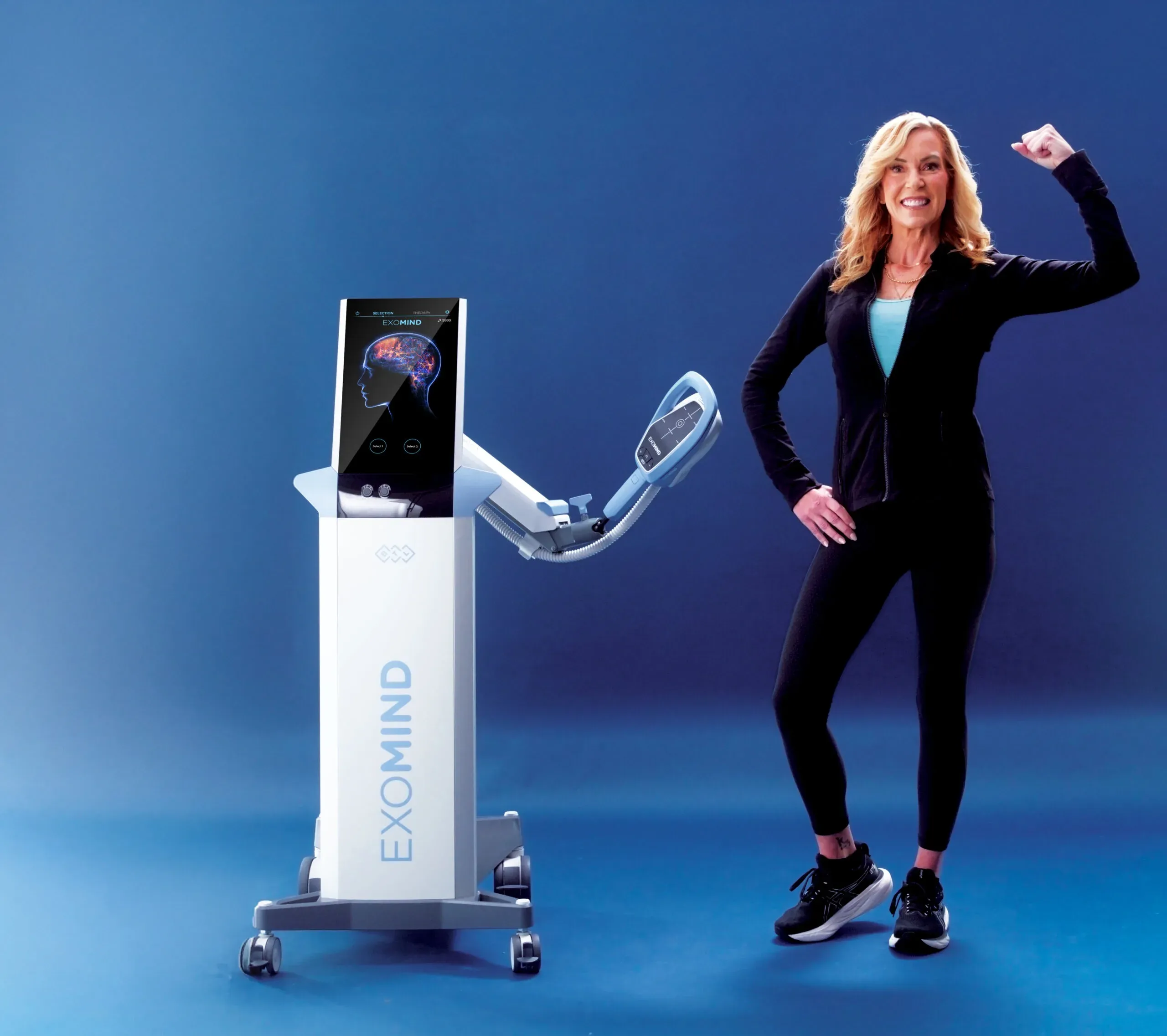 Exomind PIC Female Model4 0297 ENUS100 scaled